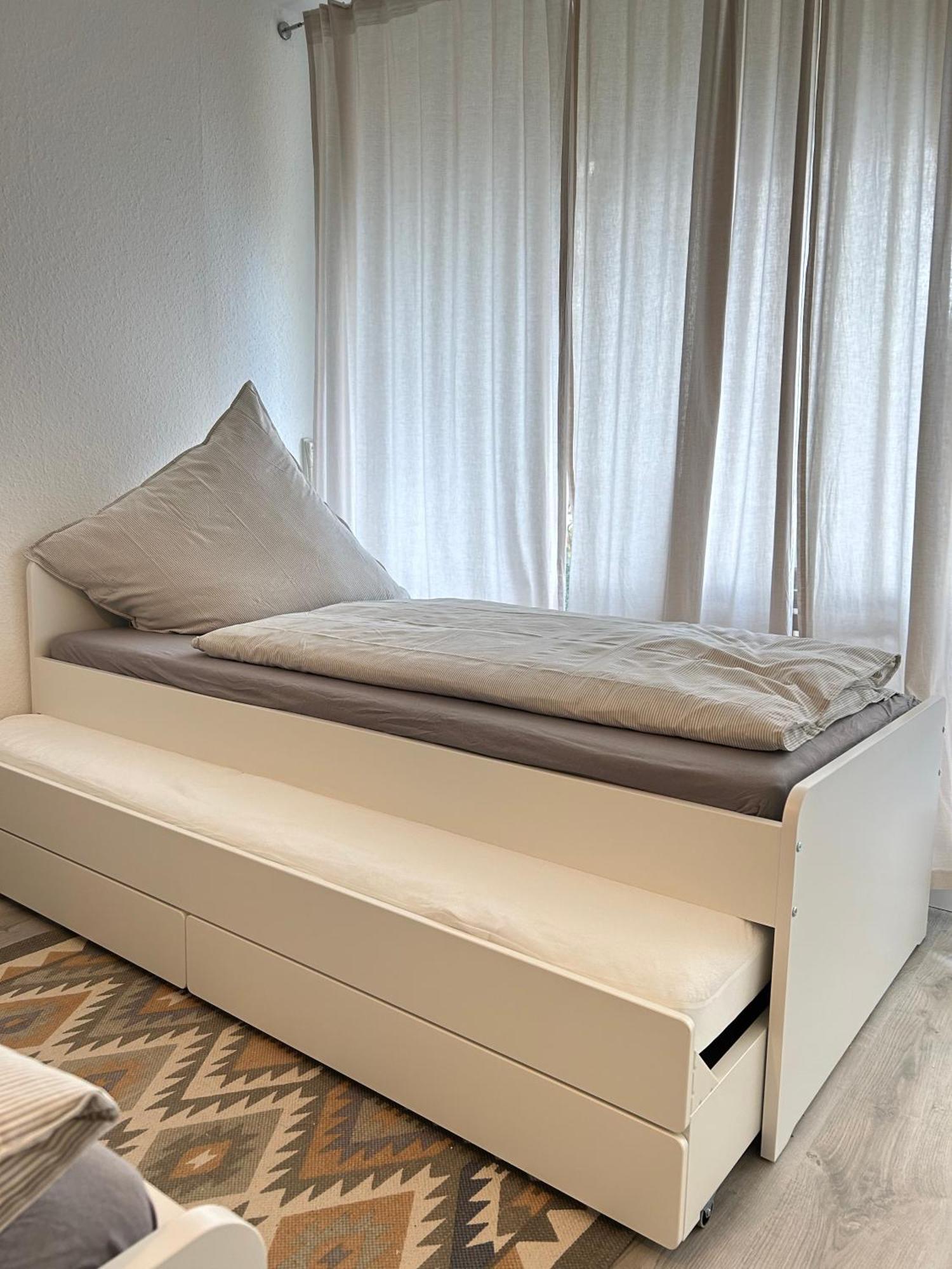 Modernes Designer-Apartment Fuer 7 Gaeste - 80Qm In Zentraler Lage, Self-Check-In Karlsruhe Exteriör bild